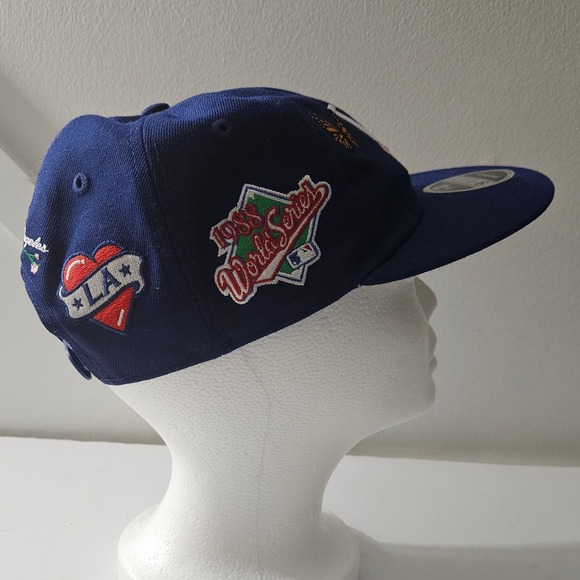 New Era Los Angeles Dodgers MLB 9FIFTY Cherry Blossom Snapback Hat - Picture 4 of 10